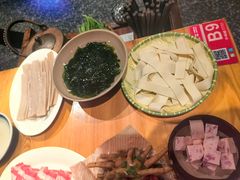-胖哥俩肉蟹煲(长沙高铁吾悦广场店)