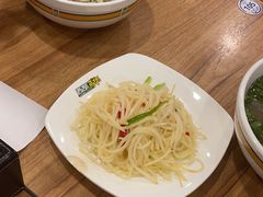 -西部马华清真兰州牛肉面·烧烤夜市(关东店)