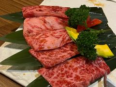 -炼火烤肉店