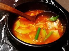 -山川小町·极番烧肉(新地假日广场店)