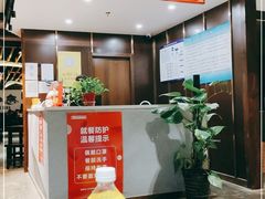 -百荣二期美食街(百荣世贸商城店)