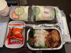 -东方航空(虹桥路店)