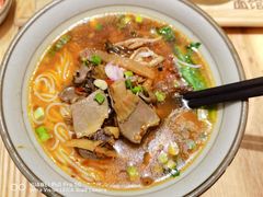 -呼啦面馆·头牌豌杂面(爱琴海店)