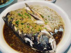 金椒大鱼头-方荣糊涂菜馆(湖北路店)