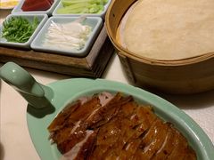 -铭牛烧肉·和牛海鲜自助(高新月牙湖店)
