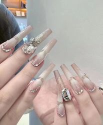 -Ami nail爱米美甲美睫