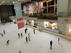 -冰纷万象滑冰场(深圳万象城店)