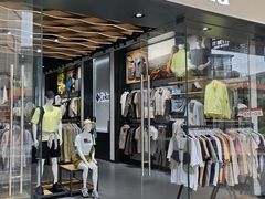 -王府井奥莱临潼小镇(临潼店)