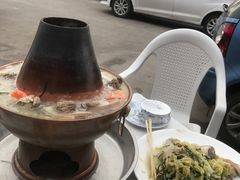 -鑫渔港海鲜本地菜·山海关浑锅(东戴河店)