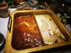 -尚尚仙·酸汤猪手·猪肚鸡火锅(华联万柳购物中心店)