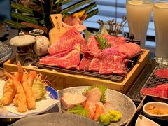 -铭牛烧肉·和牛海鲜自助(高新月牙湖店)