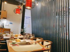 -尚尚仙·酸汤猪手·猪肚鸡火锅(华联万柳购物中心店)
