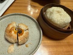 现烤玫瑰鲜花饼-山茶云南菜(永安里店)
