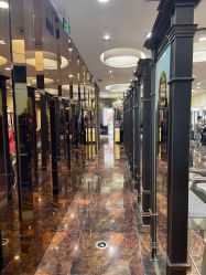 -八佰伴8008星级形象店