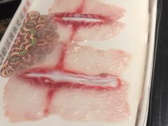 -老牌坊云南鱼豆花火锅(哈西万达店)