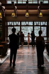 -花轿喜屋婚礼策划