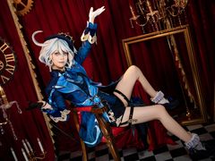 -米游妙妙屋cosplay换装自拍摄影体验馆