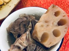 莲藕排骨汤-化州大众美食城(宝安老牌店)