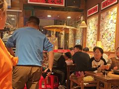 -巴卤社老火锅(财富店)