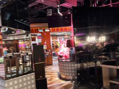 -K+全国连锁KTV(绿地缤纷天地店)