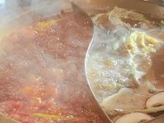 -小天鹅火锅·一线江景洪鼎旗舰店(洪崖洞店)