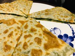 菠菜香菇素饼-福慧慈缘素食餐厅(王府井店)