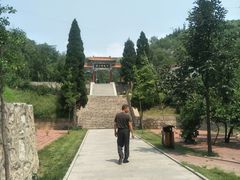 -灵山聚龙洞