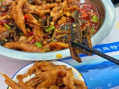 -丹水桥地锅鱼·翘嘴鲌·地方特色全鱼宴(丹江口大坝店)