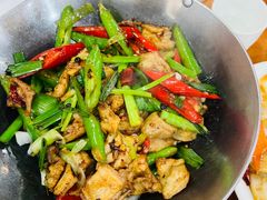 干锅肥肠-东北农家饺子村(昌平路店)