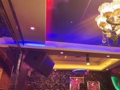 -路边边.炒菜烧烤.音乐餐厅(良乡长虹店)