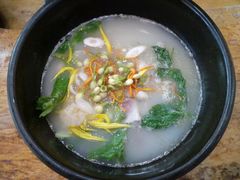 -桥香园过桥米线(国贸店)