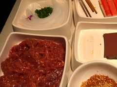 -海底捞火锅鲜切牛肉主题店(长寿路店)