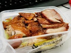 烧鹅拼叉烧饭-吾家香港烧腊专门店