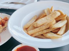 -亚龙湾喜来登·美景台大堂吧