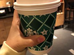 -星巴克(西藏路店)