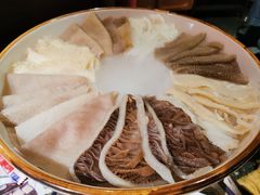 -新哥老官·畅吃123·美蛙世界(苏宁广场店)