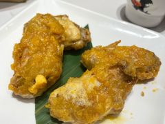 蛋黄焗鸡翅-粤港湾砂锅粥·宵夜(宝龙店)