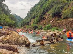 -安吉龙王山峡谷漂流