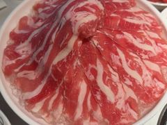 -茅草房·河畔园林火锅