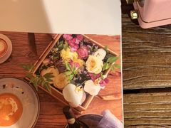 -花十悦·鲜花咖啡餐厅(振业城一期店)