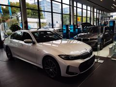 -上海宝信宝马4S店