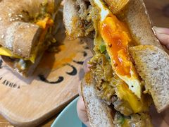 -Catch Bagel(芳草地店)