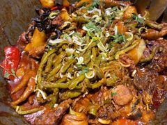 -山河屯铁锅炖(哈西站店)