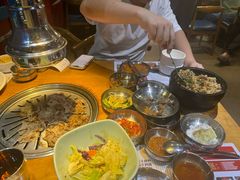 -老炉家木炭烤肉(长江国际店)