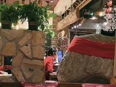 -老牌坊云南鱼豆花火锅(爱建店)