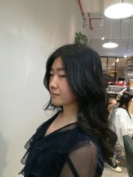 -苏豪路易士·嘉玛发廊