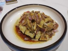 红葱头淋走地鸡-粤小馆(天安云谷店)