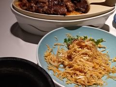 -八府香鸭·啫啫煲(华山路店)