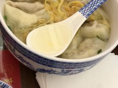 -笑来喜馄饨小笼工坊店(湖滨街店)
