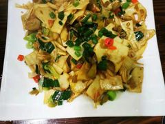 -朗妈私房菜(婺女州店)